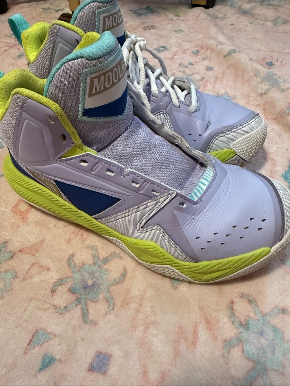 Moolah Kicks Press Break Basketball Sneakers size 5 Lilac/Navy/Green